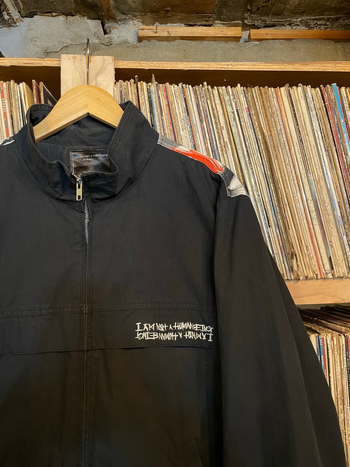 암낫어휴먼비잉 후아유 트랙탑 자켓 상품이미지3