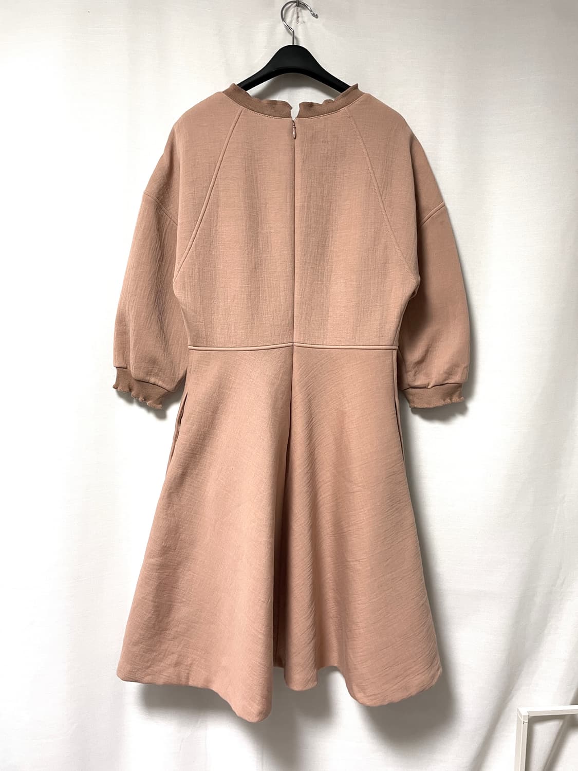 이태리 원단) 여성 한섬 마인 프릴 배색 7부소매 a라인 플레어 원피스 상품이미지2