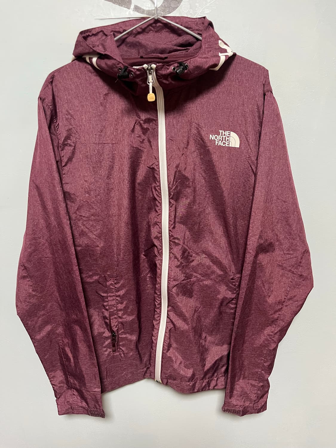노스페이스 바람막이 자켓 버건디 상품이미지1