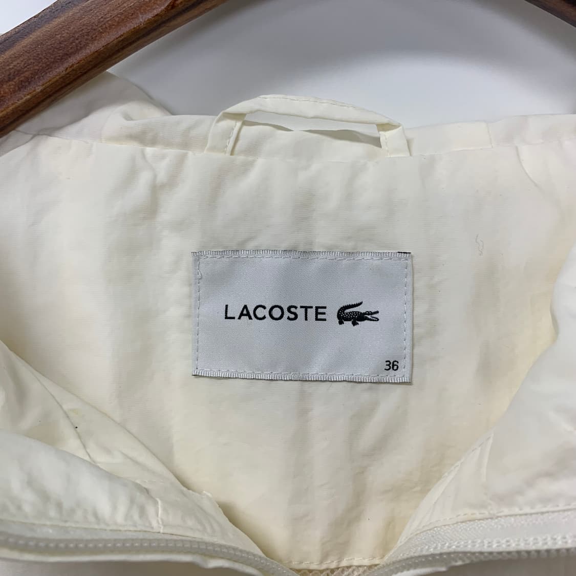 라코스테 자수로고 화이트 바람막이 자켓 상품이미지6