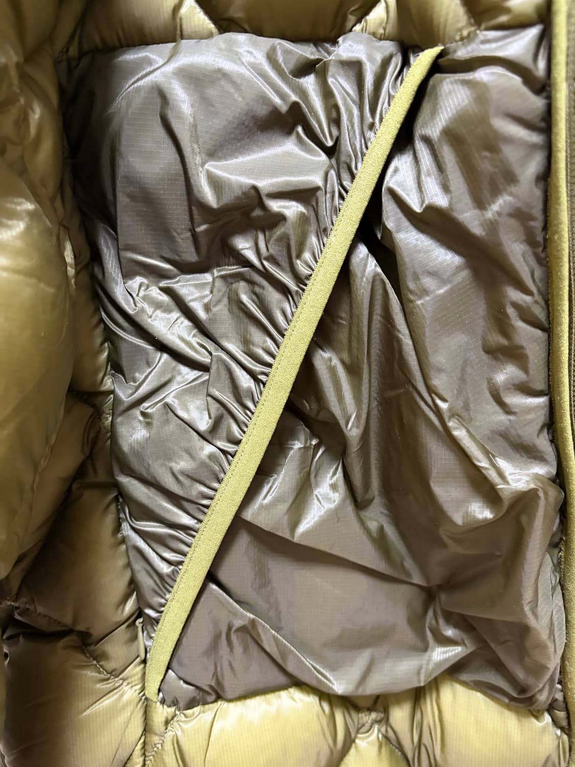 [M]로아하이킹 패딩 라이트다운 올리브 상품이미지8