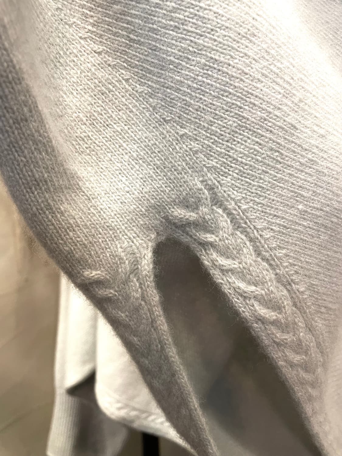 캐시미어 100% 숄 크롭 후드 상품이미지3