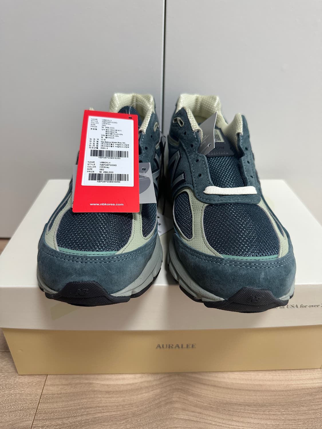 뉴발란스 x 오라리 990v4 트루퍼 상품이미지2