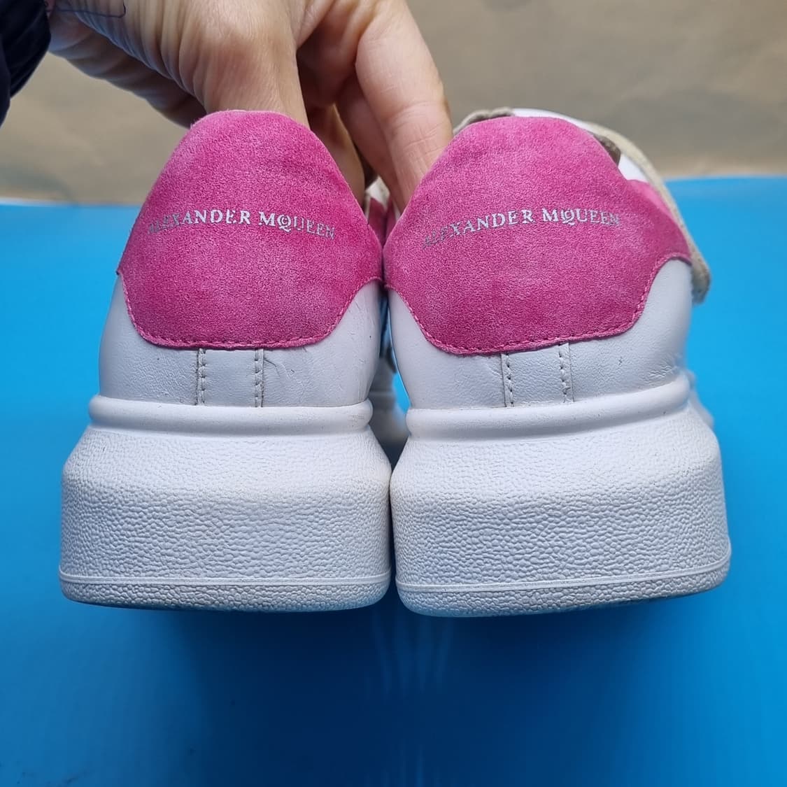 알렉산더맥퀸 오버솔벨크로스니커즈37.5 230 상품이미지4