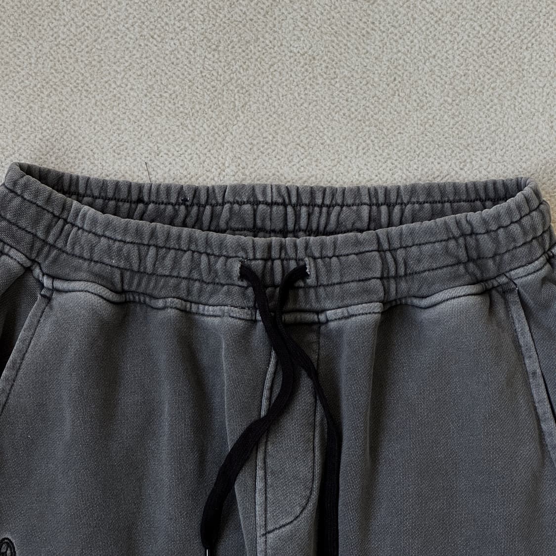 라이프워크 멀티로고 피그먼트 조거 팬츠 상품이미지3