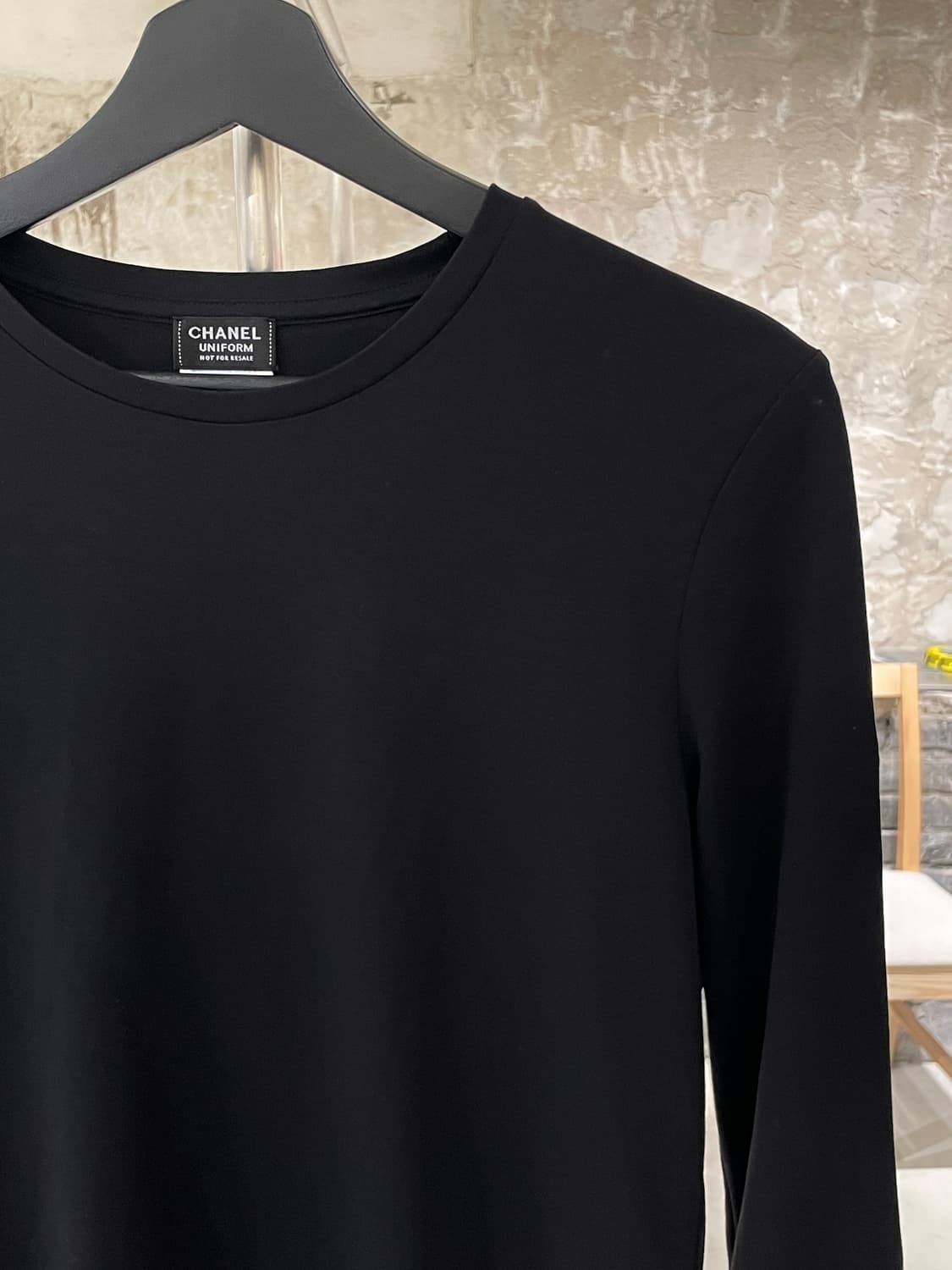 샤넬 유니폼 블랙 암 로고 코튼 롱 슬리브 상품이미지3