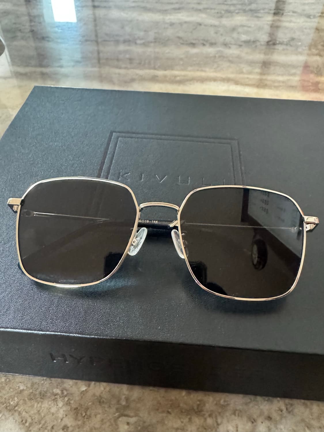 키블리 설리 선글라스 (손나은 착용) 상품이미지2