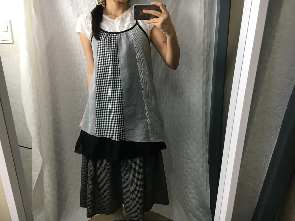 화이트 반소매 자수 블라우스 상품이미지5