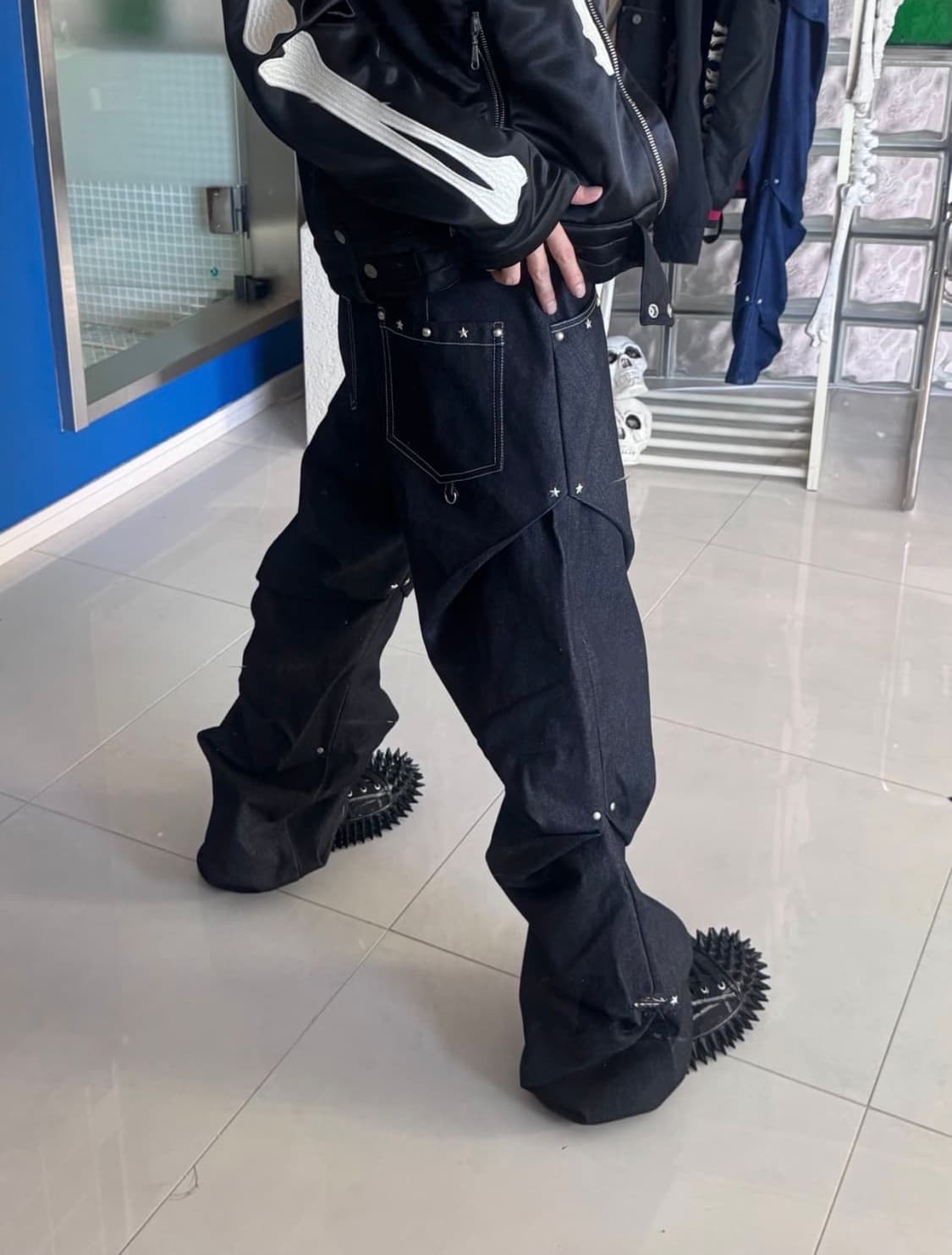 AAO x VIE DIT / 비에딧 스터드 랜덤 턱 팬츠 (size:2) 상품이미지1