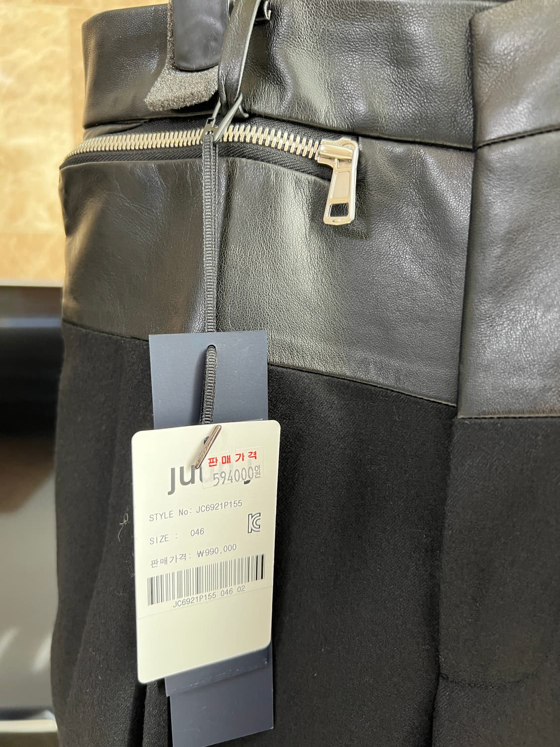 준지 16FW 리얼양가죽 배색 지퍼 디테일 팬츠 (블랙) 46사이즈 상품이미지3