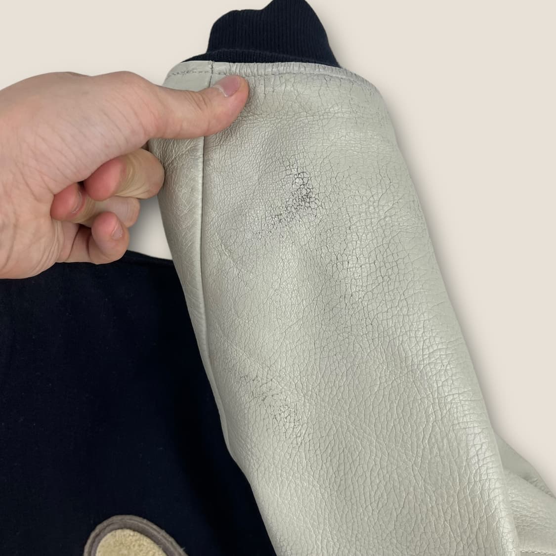 아비렉스 로고 바시티자켓 상품이미지6