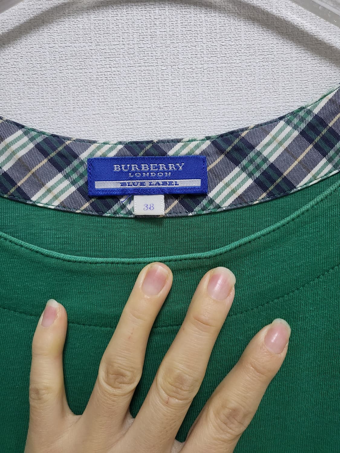 (정품) 버버리 블루라벨 녹색 반팔 티셔츠 38 상품이미지3