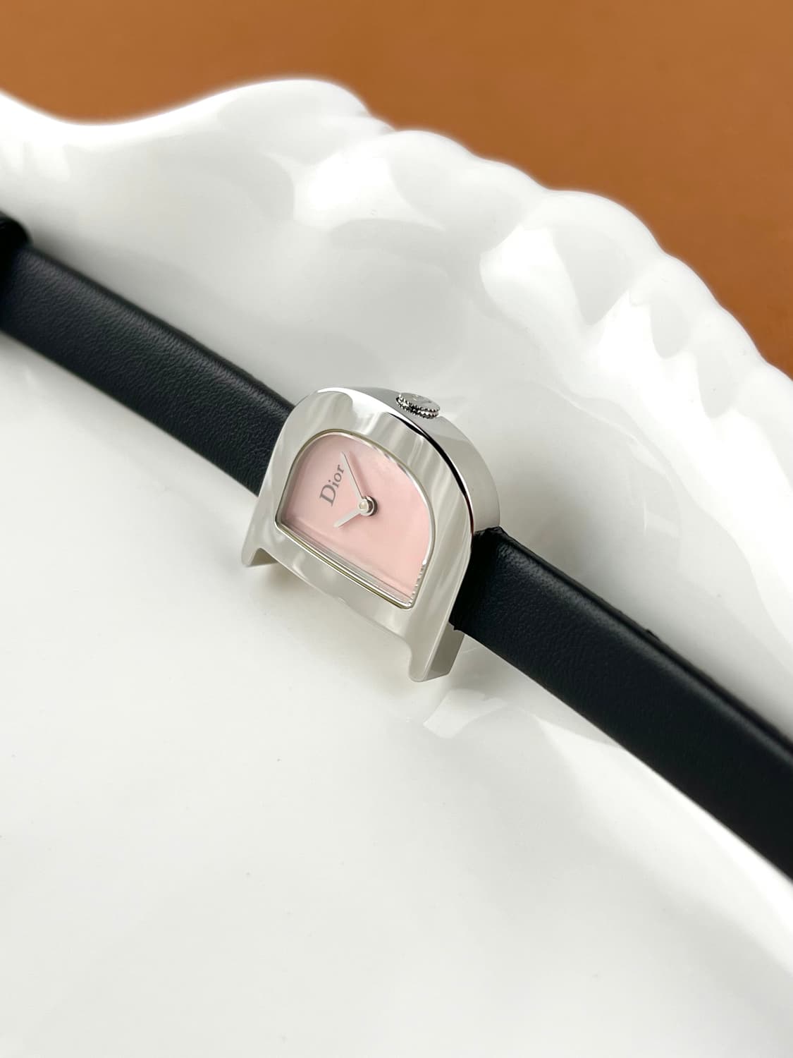 DIOR Lady D line pink shell watch 상품이미지1