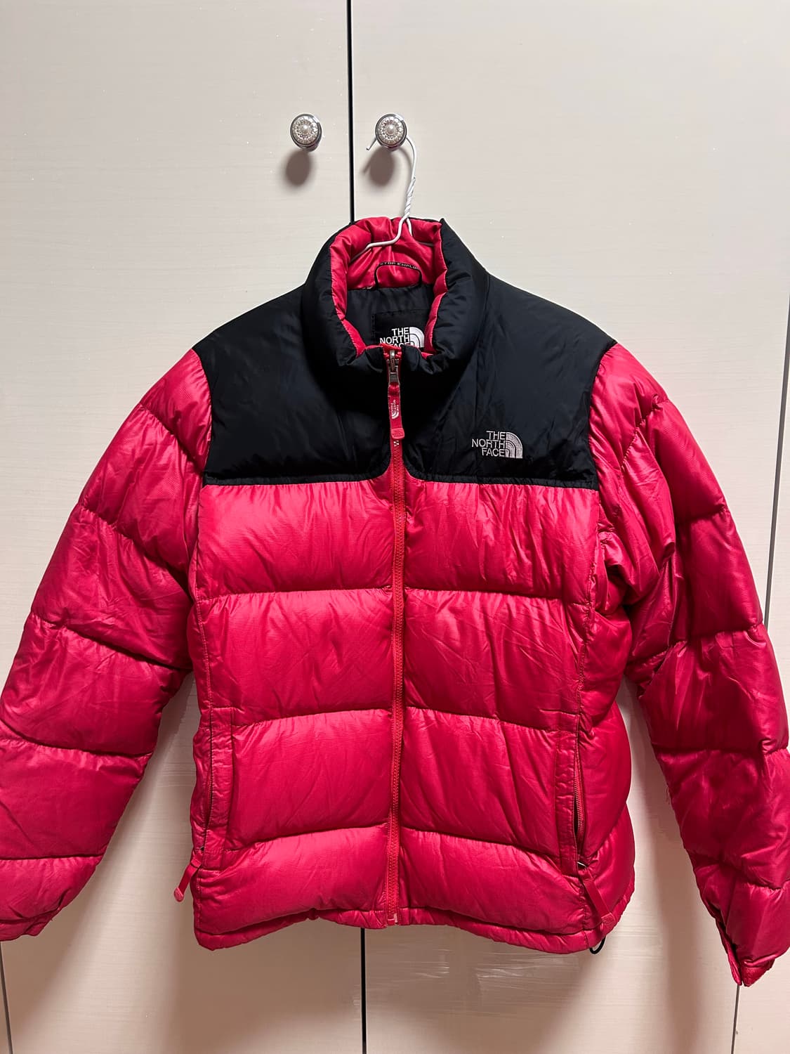 노스페이스 700 눕시 패딩 90 레드 상품이미지1