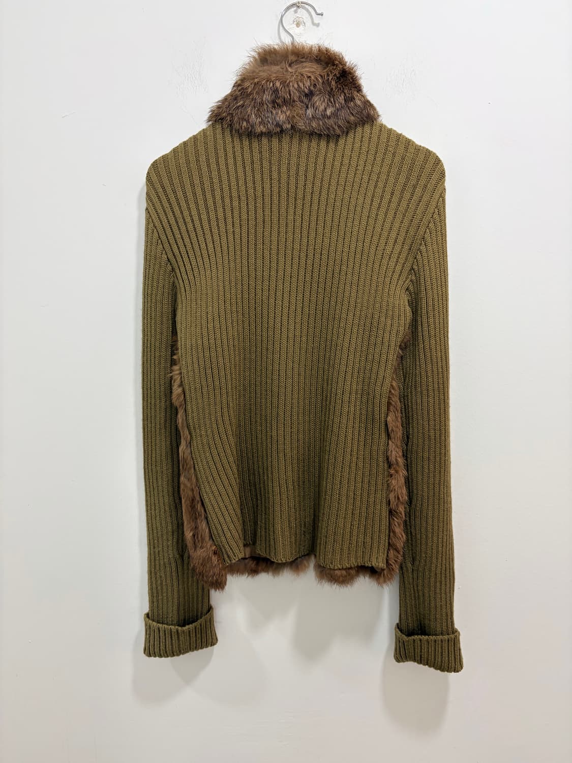 Saucy 브라운 래빗퍼 니트 자켓  상품이미지6