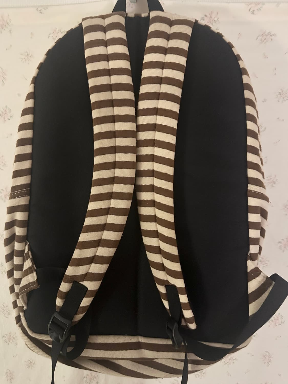 Chums 라떼 스트라이프 백팩 상품이미지2