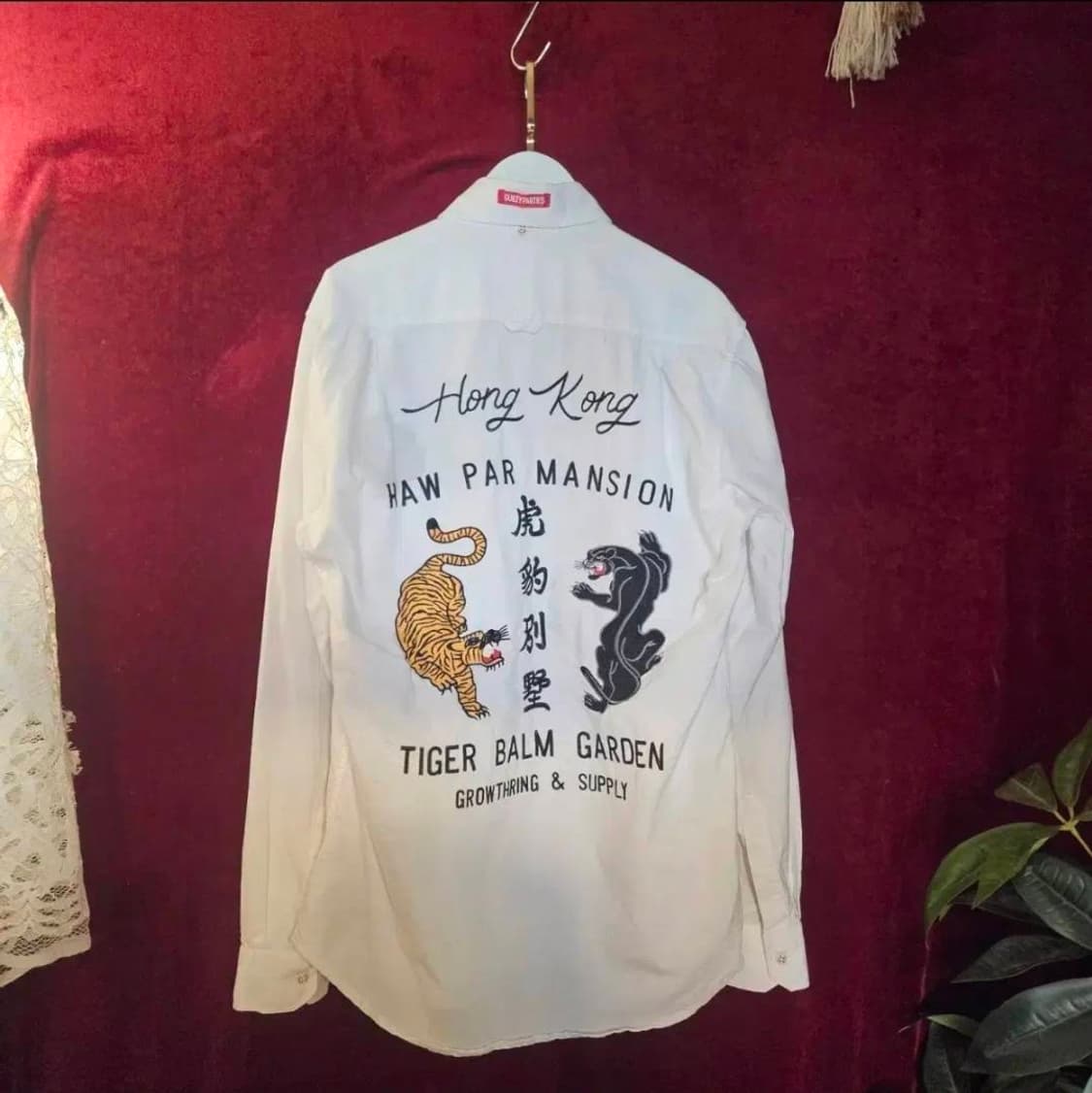 와코마리아(Wackomaria) 타이거 레터링 빅자수 셔츠 상품이미지1