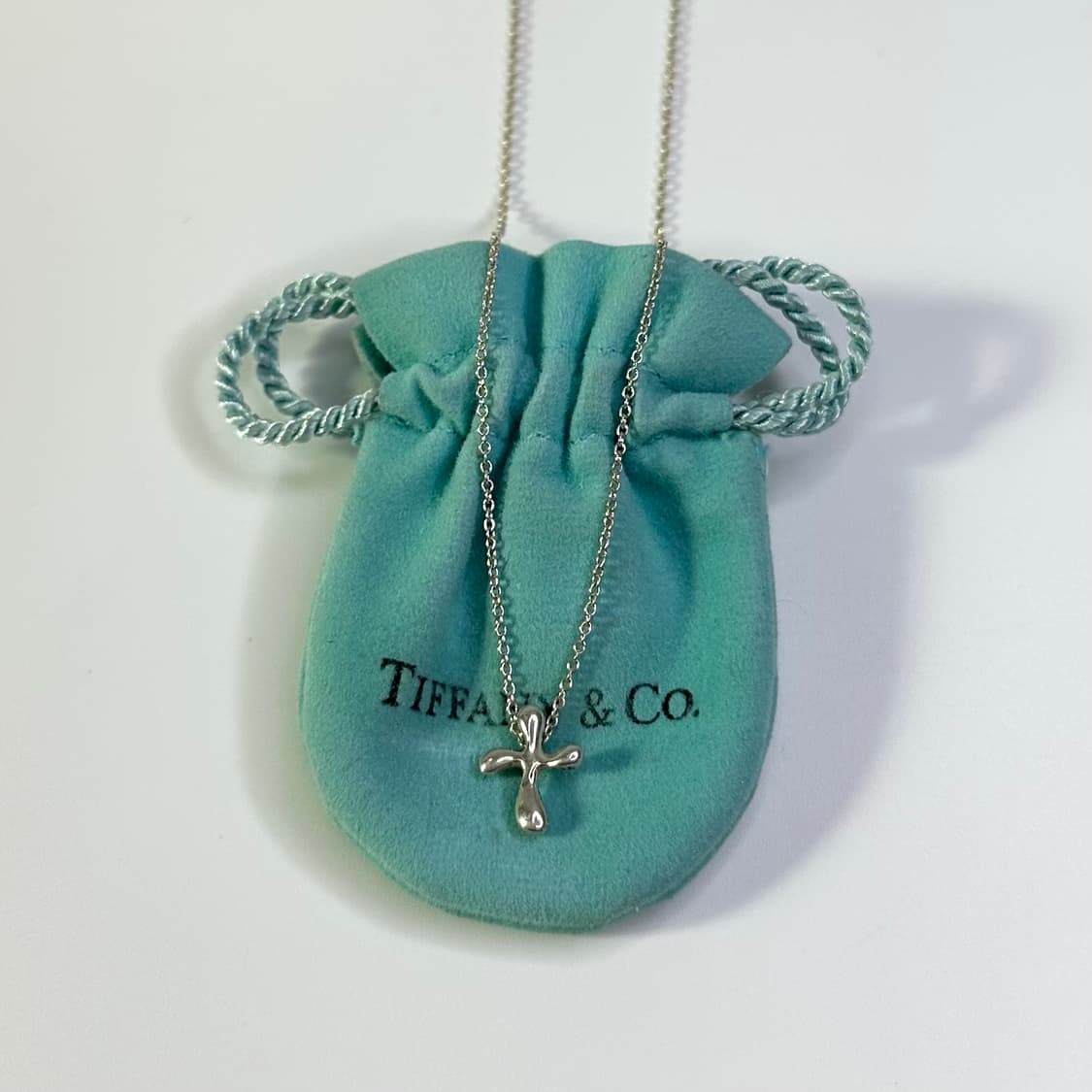 티파니앤코 엘사퍼레티 크로스 펜던트 실버 목걸이 상품이미지2