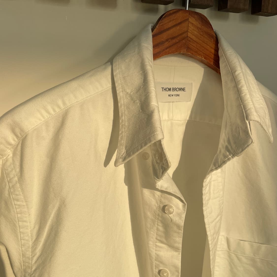 톰브라운 셔츠 상품이미지4