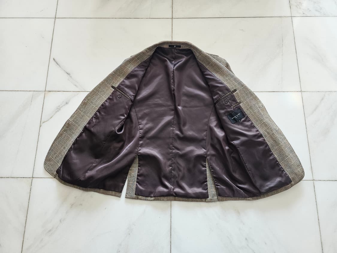 피에르가르뎅 캐주얼 울 체크 자켓 (100사이즈)

 상품이미지5