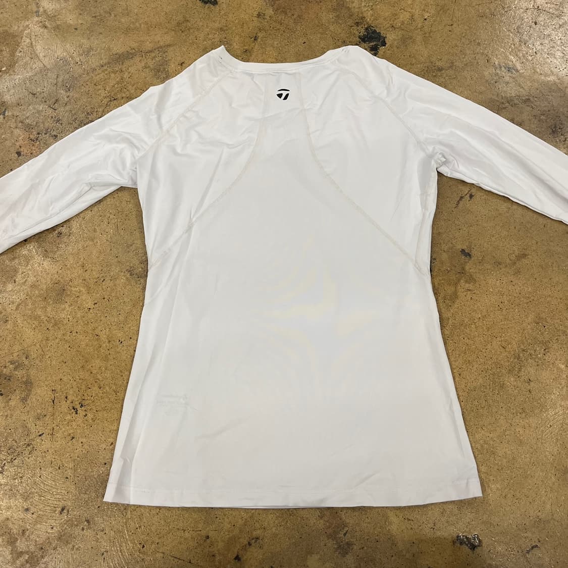 [정품/L] 테일러메이드 골프웨어 긴팔티 화이트 b17 상품이미지4