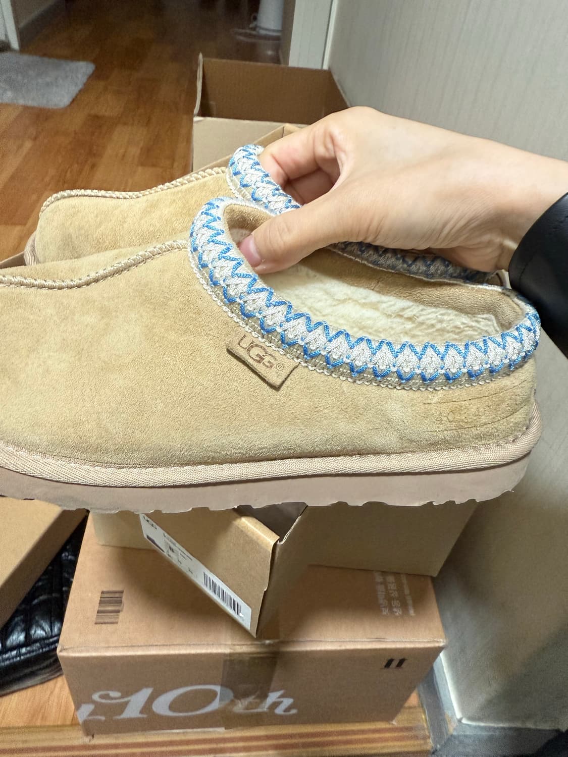 UGG 타스만 슬리퍼 상품이미지3