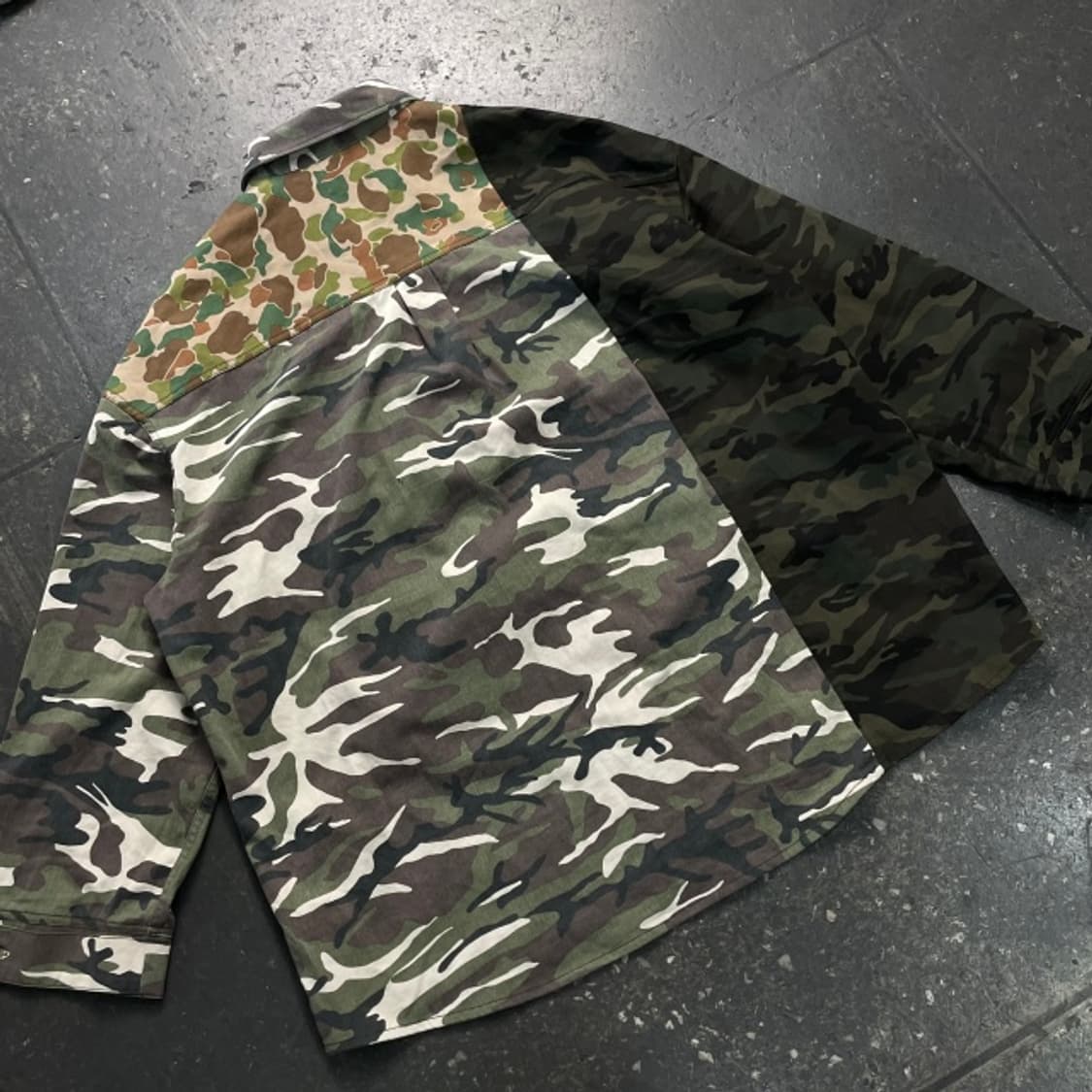 아조바이아조 트리 카모 카고패던 셔츠 상품이미지7