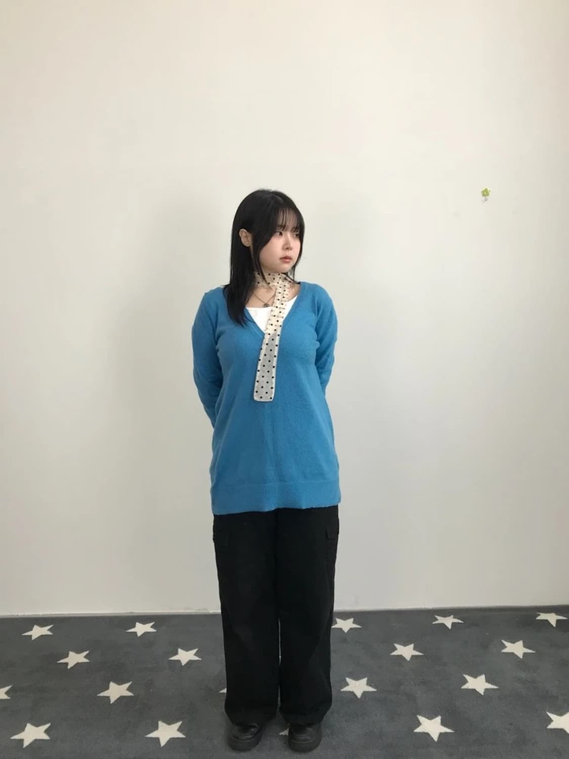 GAP Blue V-Neck Sweater 상품이미지1