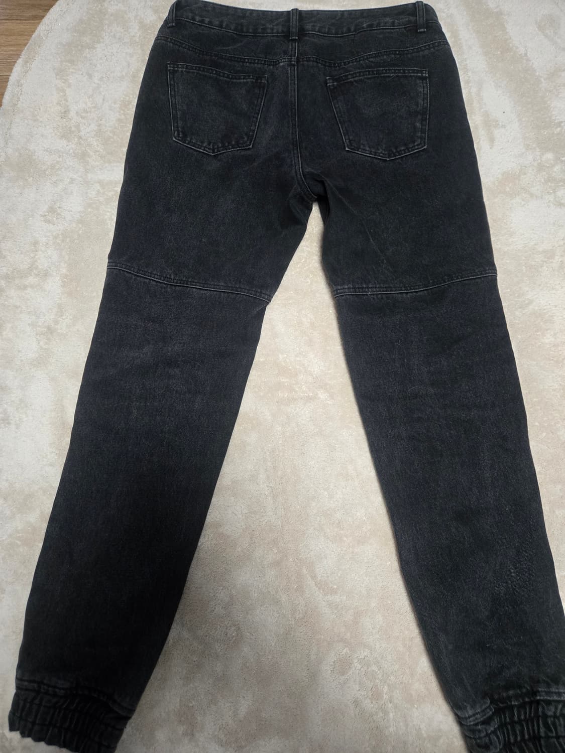 준지(Juun.J) 블랙 워싱 무릎 절개 조거 데님 (48사이즈) 상품이미지2