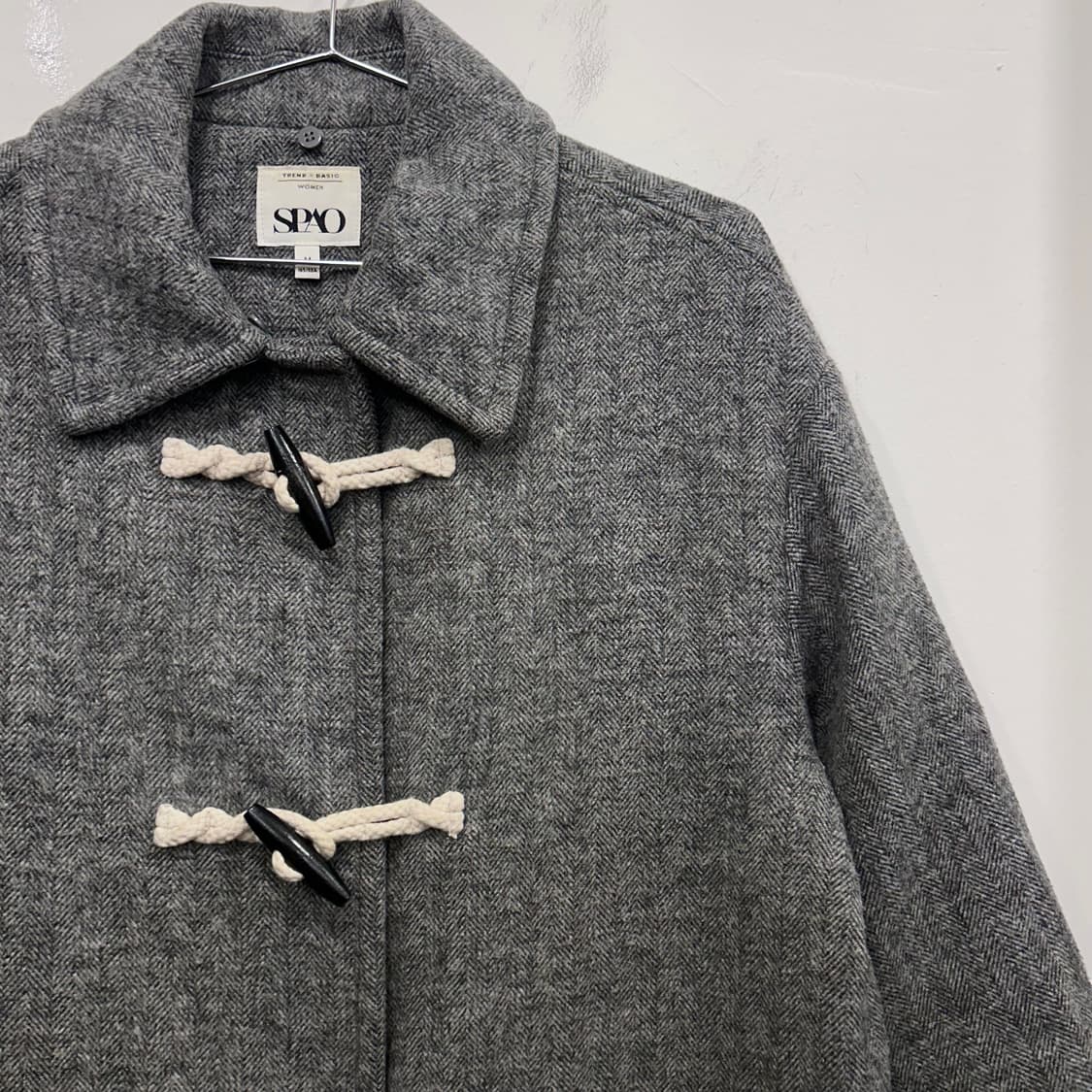 스파오 울헤링본 카라 더플 롱코트 상품이미지1