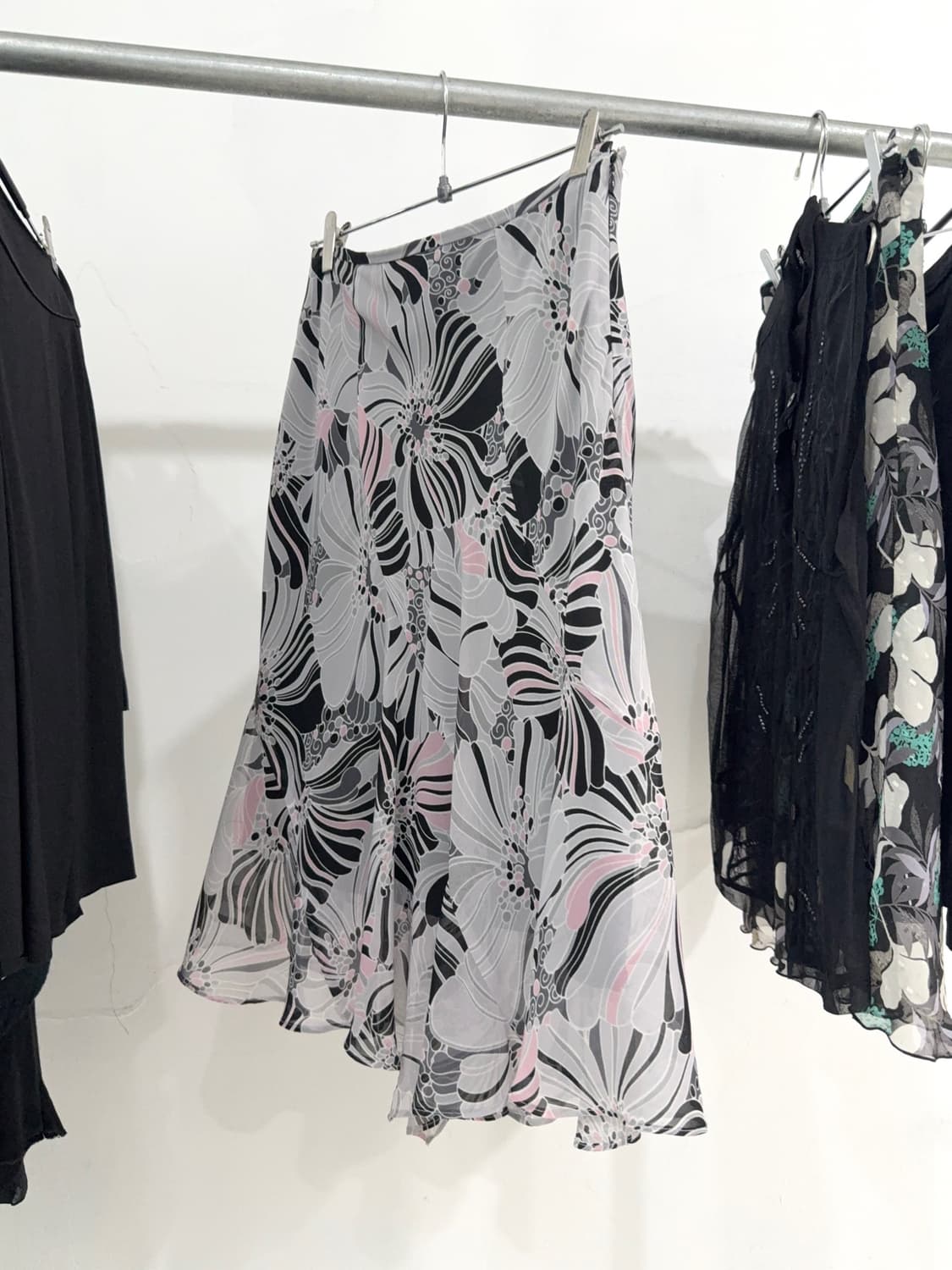 Oriental Midi Skirt 상품이미지1