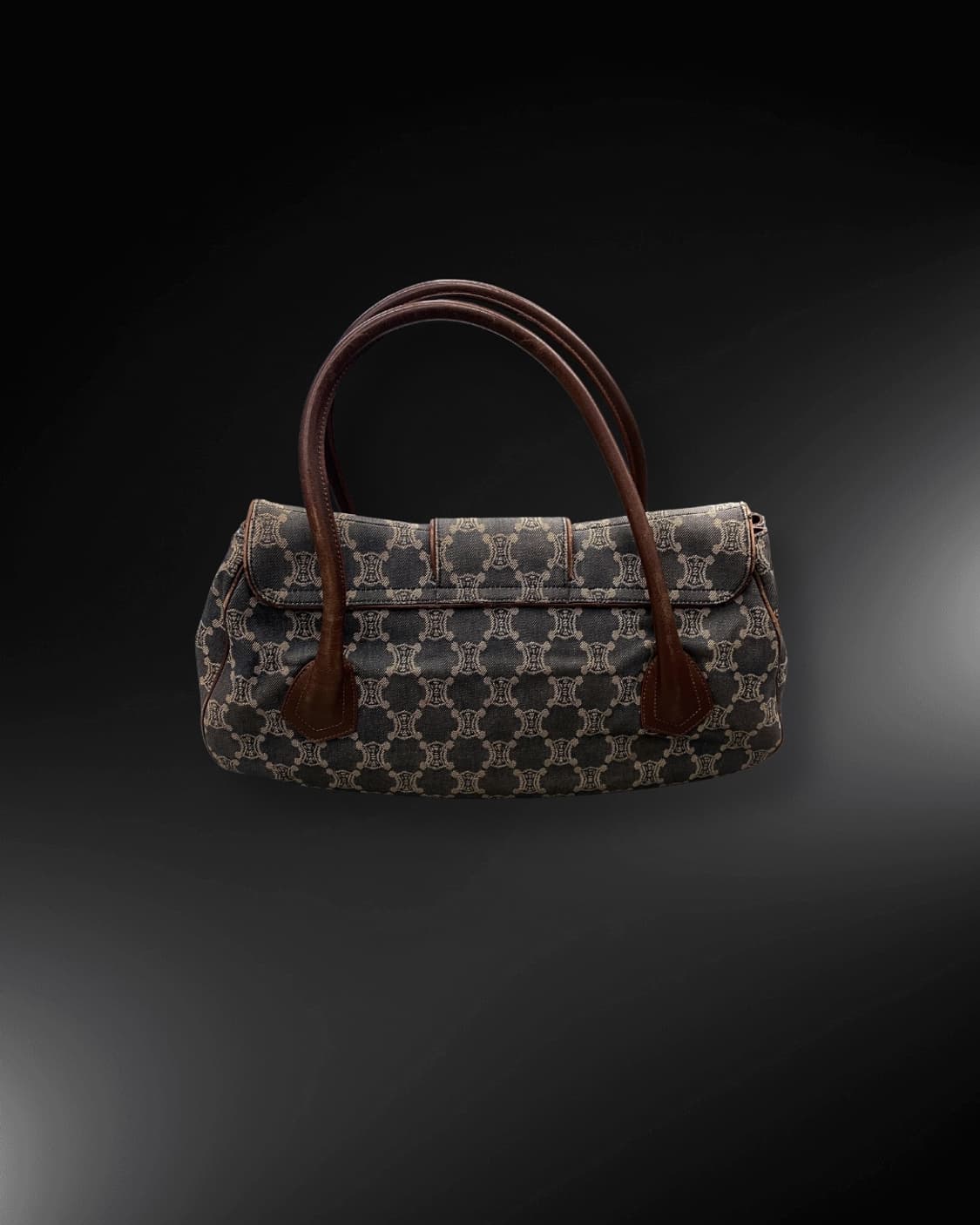 셀린느 트리옴프 모노그램 레더 트리밍 골드 버클 디테일 브라운 상품이미지2