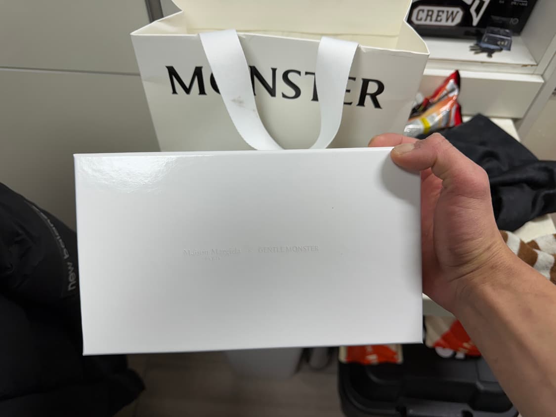 젠틀몬스터 메종 마르지엘라 MM212 블랙 새상품 판매합니다 상품이미지5