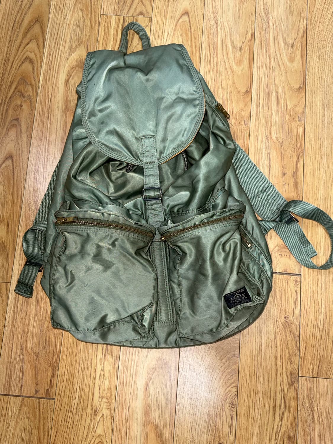 요시다포터 탱커 백팩 세이지그린 상품이미지1