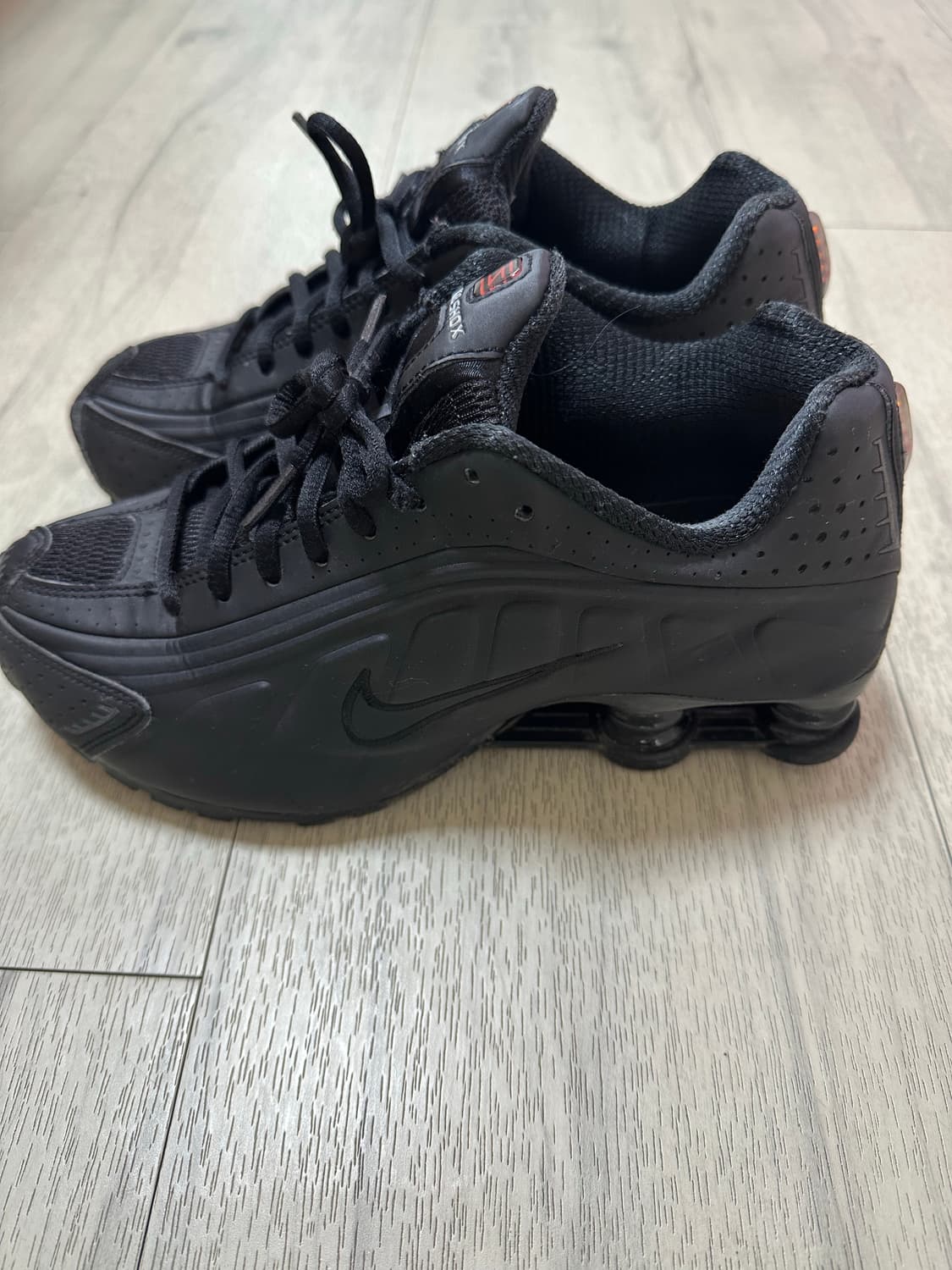 나이키 샥스 상품이미지2