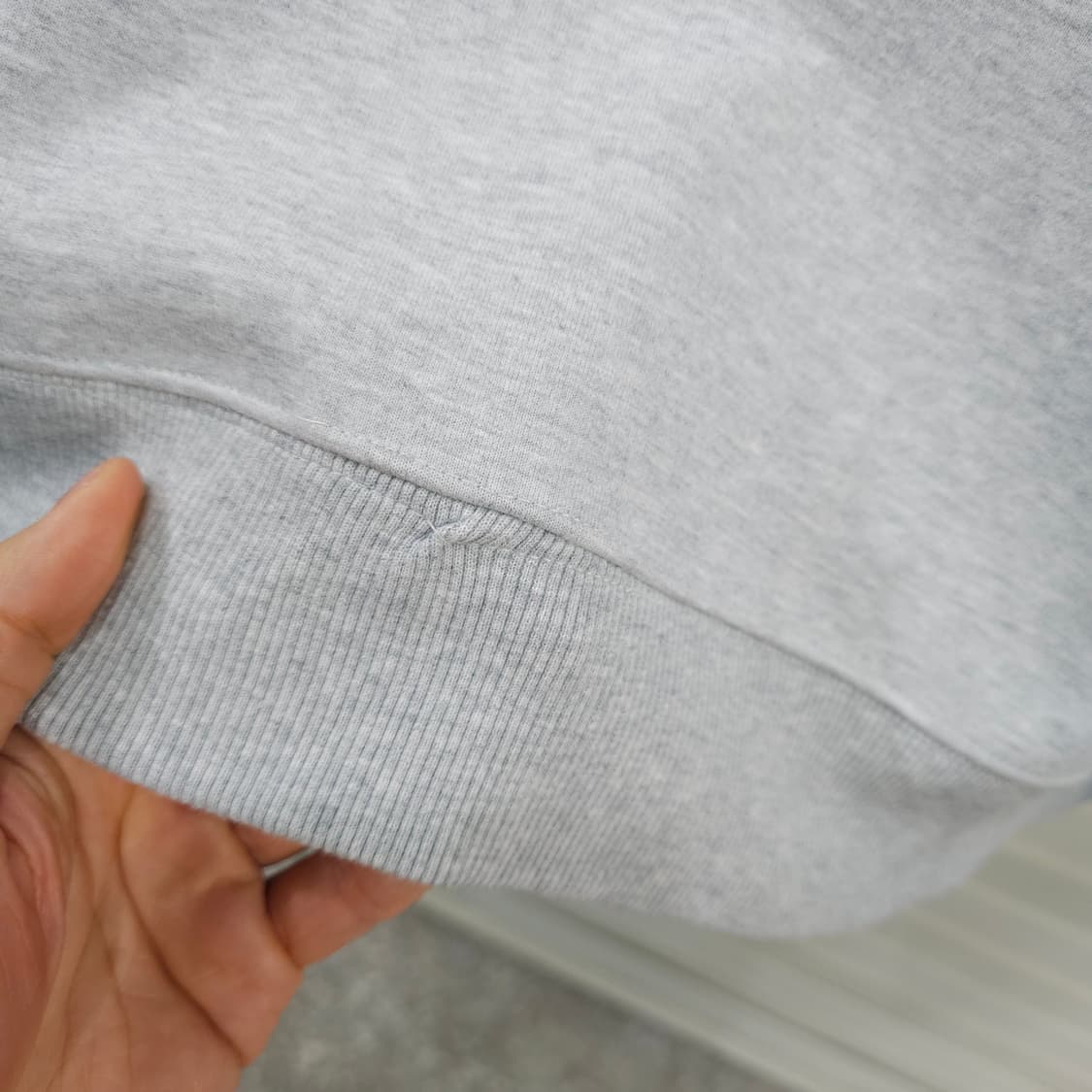 자라 x 아더에러 자수 후드 스웨트셔츠- L-XL 상품이미지4