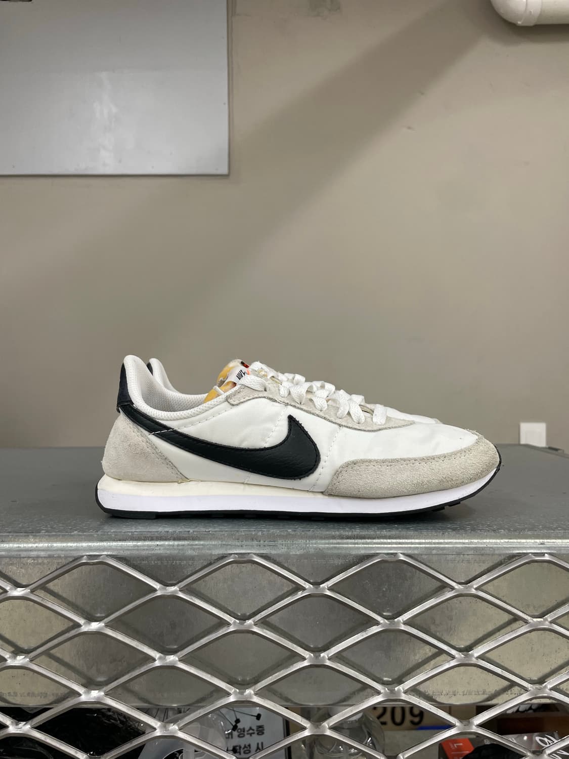 나이키 와플 트레이너2 블랙 240 상품이미지4