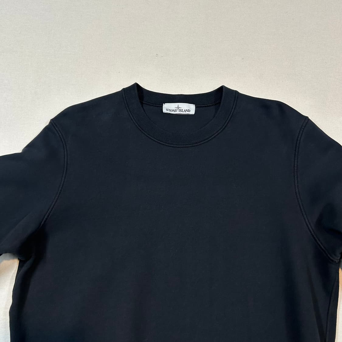 L) 스톤아일랜드 블랙 와펜 맨투맨 스웨트셔츠 정품 상품이미지2