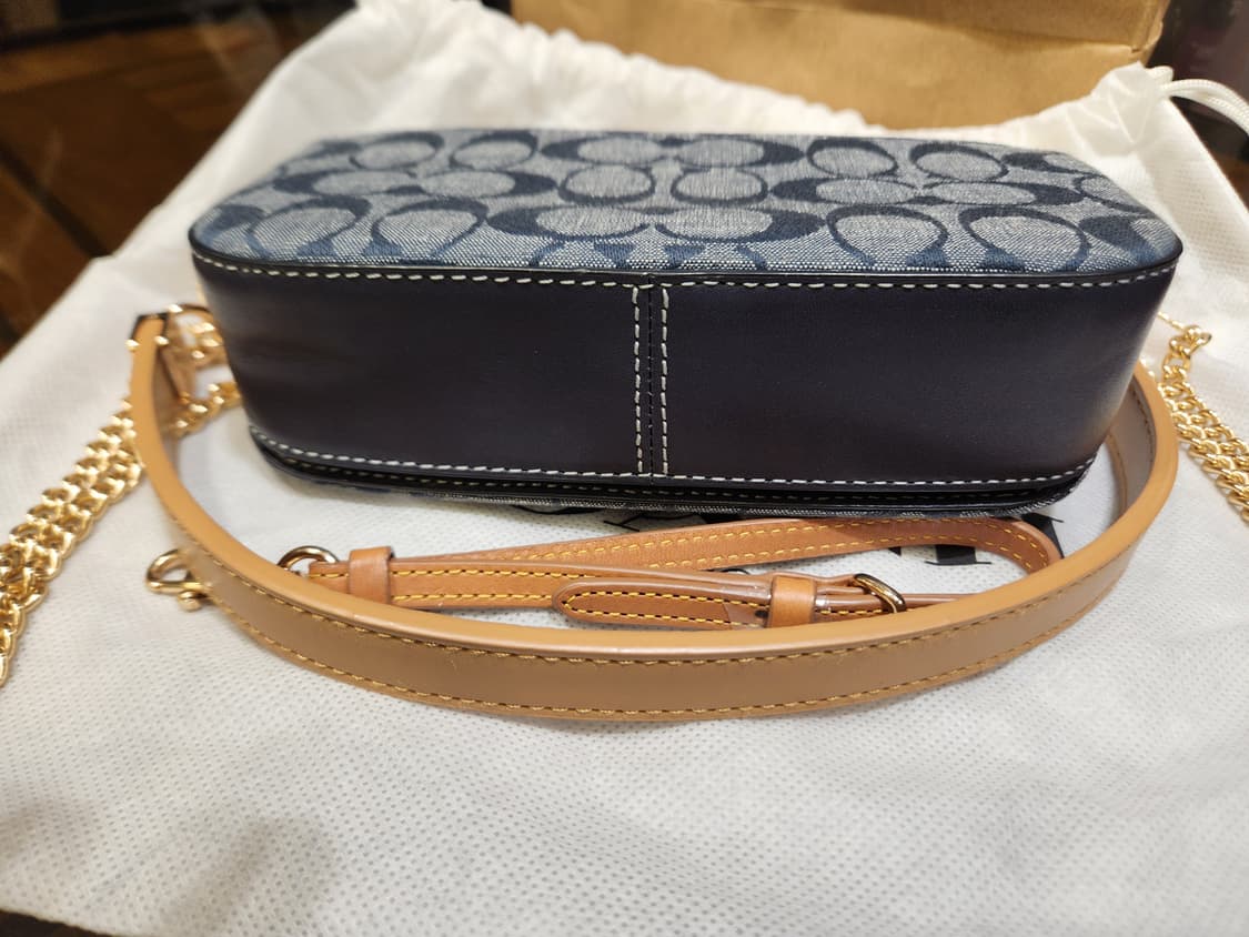 코치 클레오 숄더백 17 시그니처 샴브레이 상품이미지7