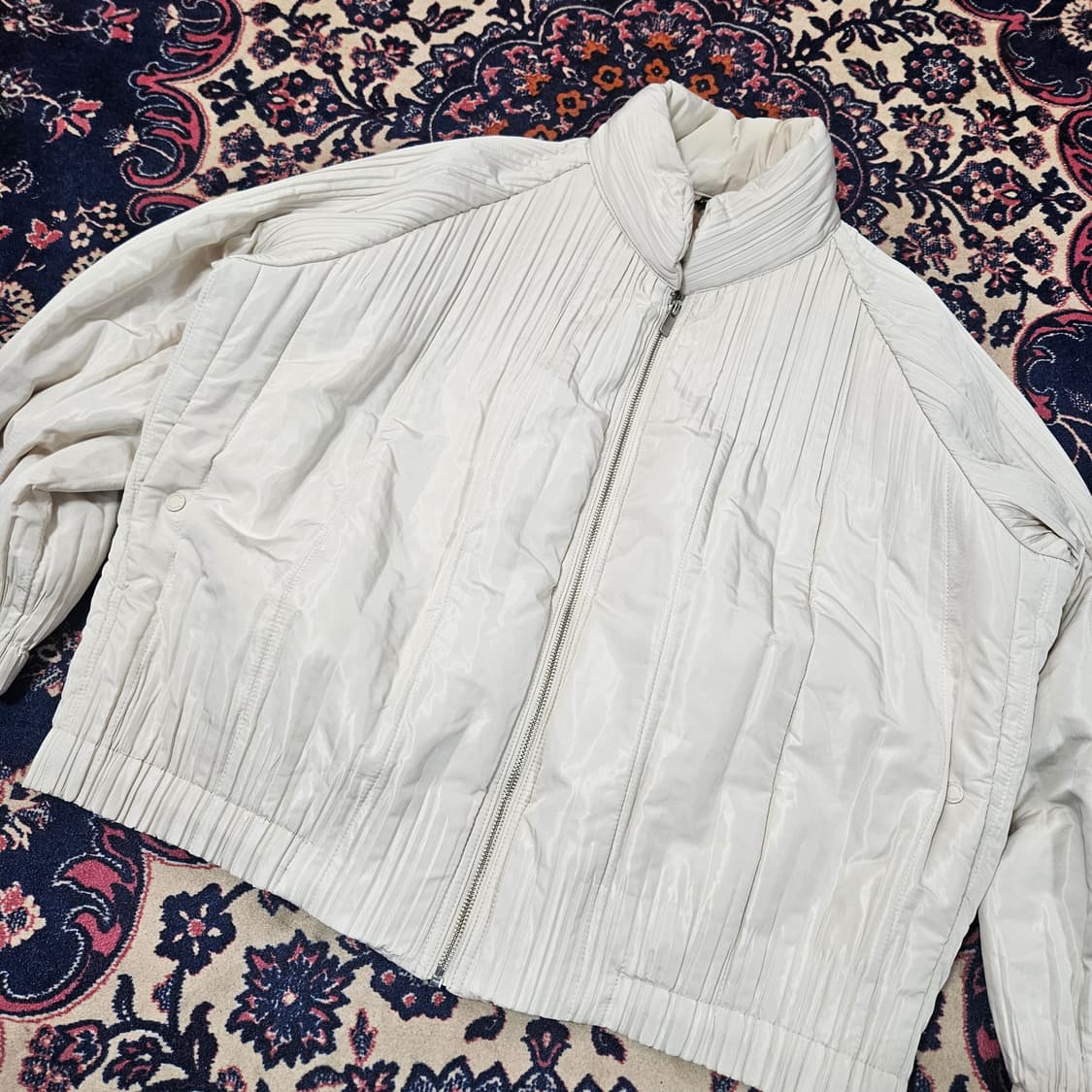 요이츠 24fw 플리츠 레이어드 자켓 Free 상품이미지4