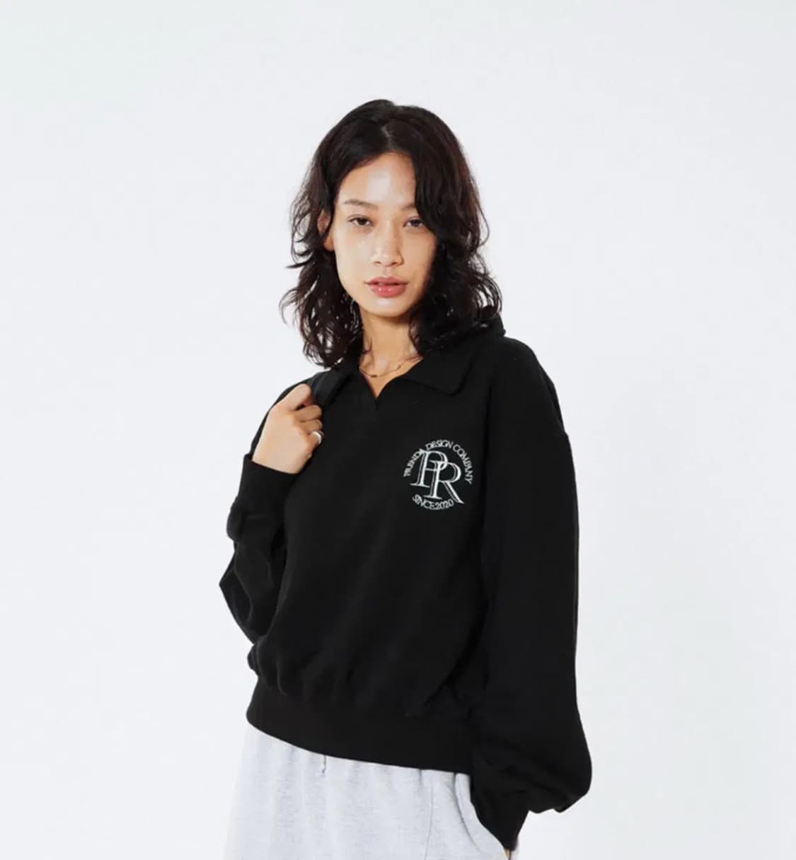 프렌다 카라 크롭 맨투맨 상품이미지4