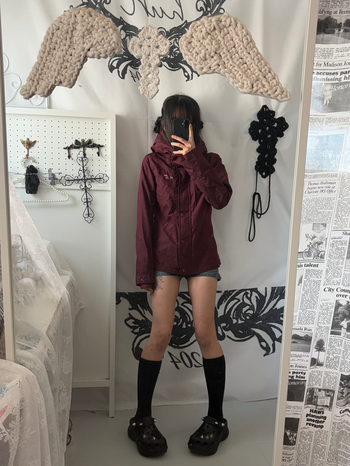 • Hollister Burgundy Windbreaker 상품이미지6