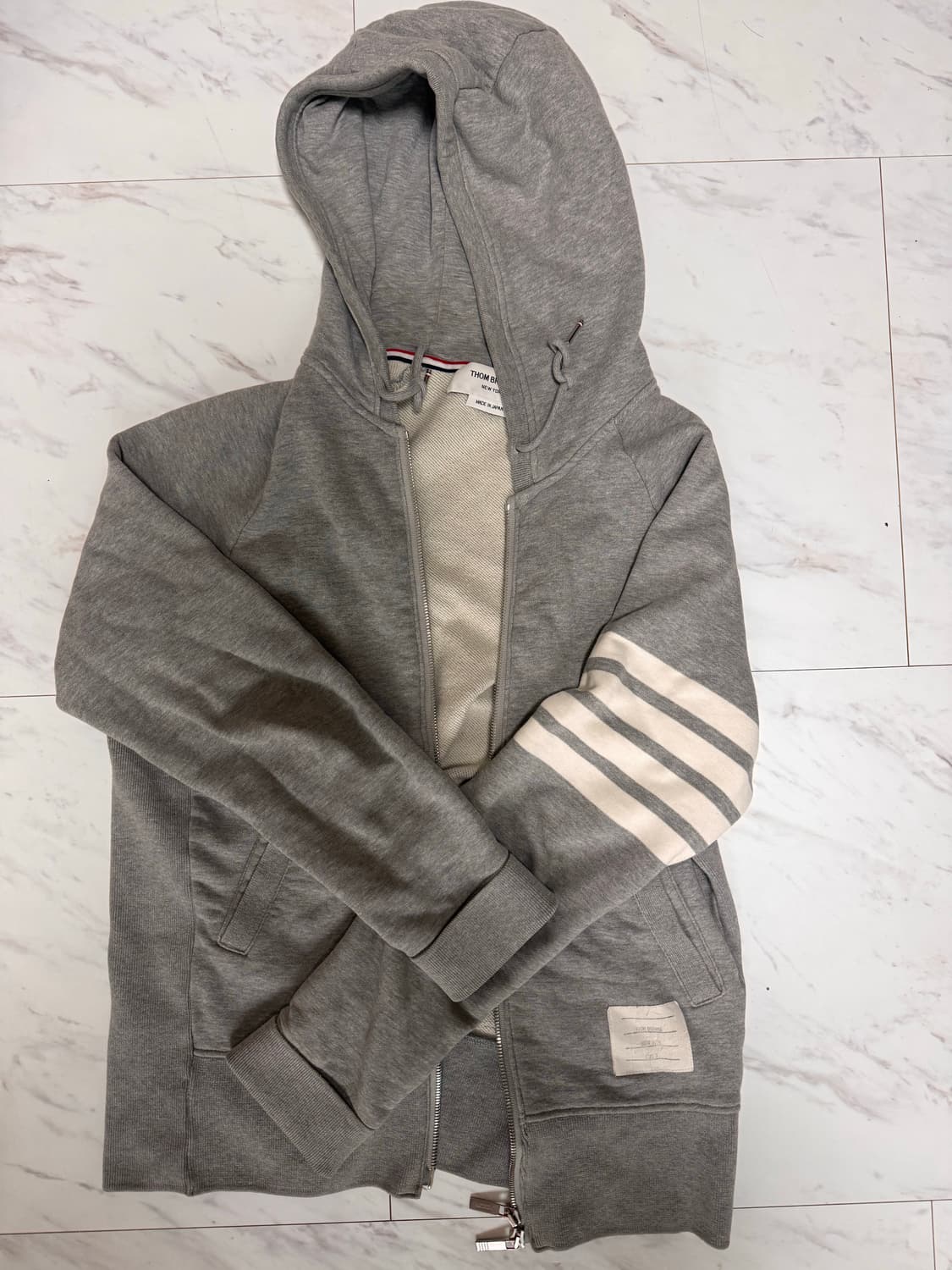 톰브라운 후드집업 3사이즈 상품이미지1