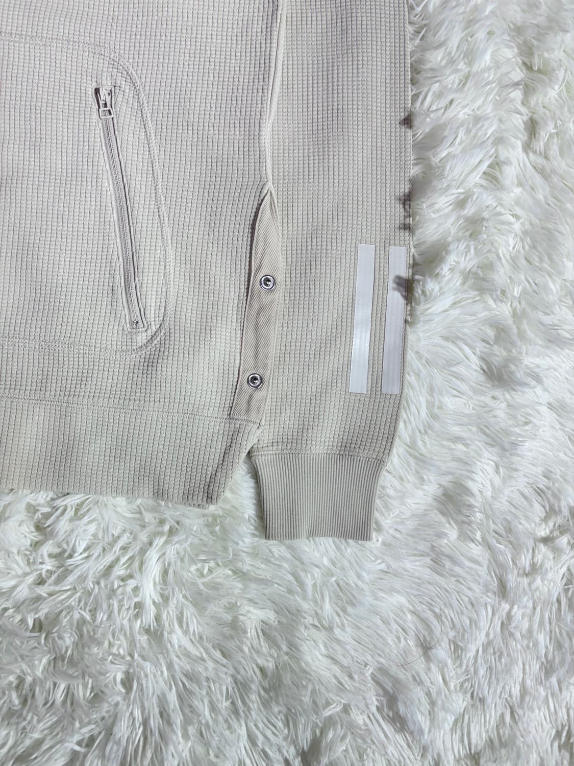 아디다스 베이지 유로파로고 오버핏 니트  상품이미지7