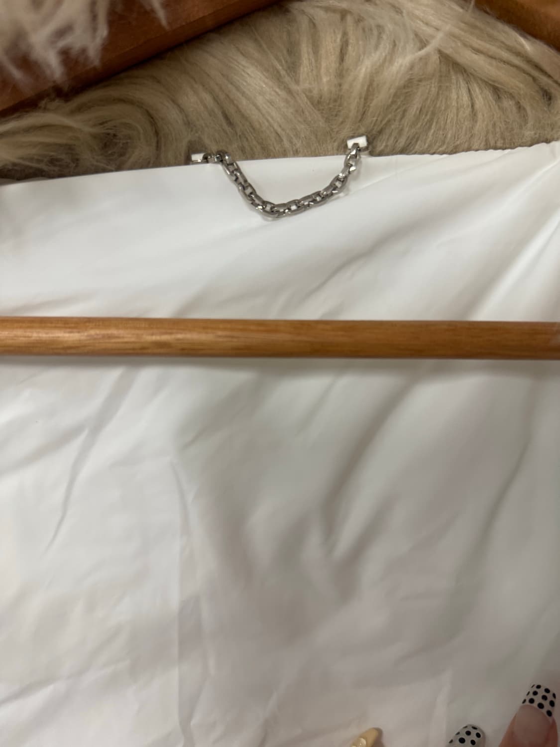 루이비통 화이트 카모 로고 패치 패딩 50사이즈 상품이미지9