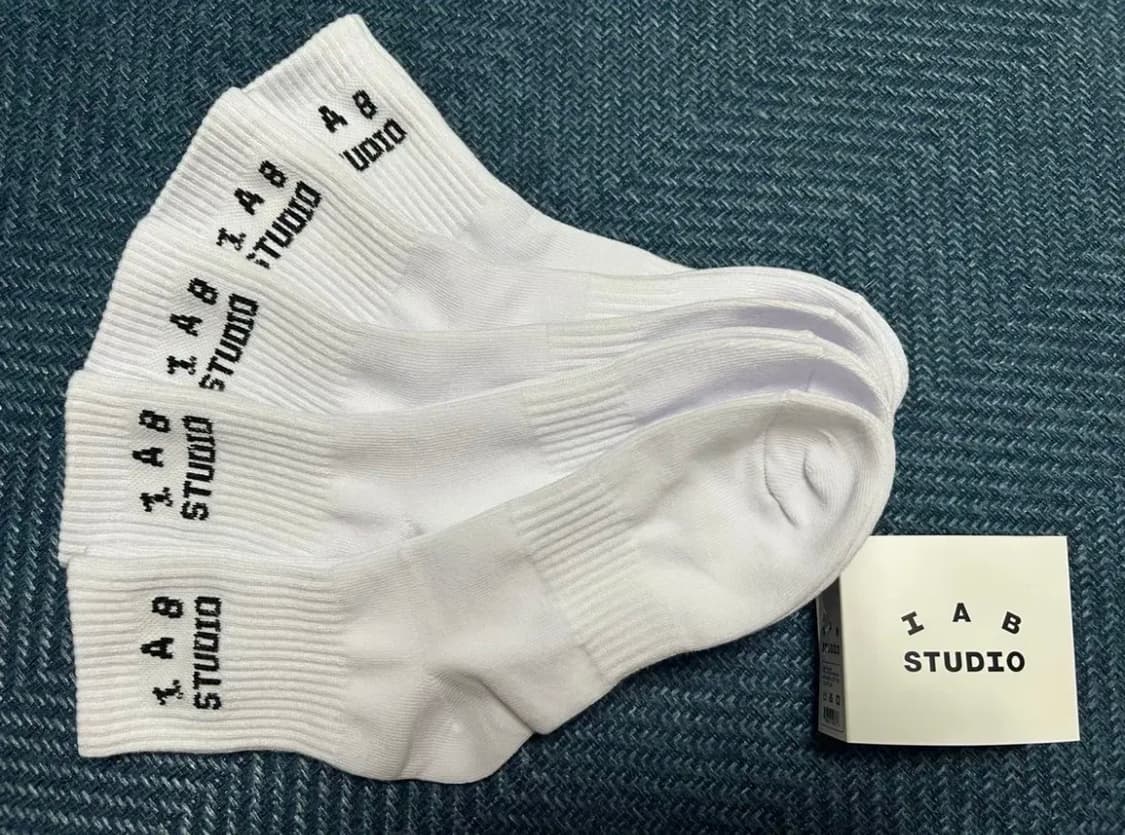 IAB STUDIO 흰색 양말 상품이미지1