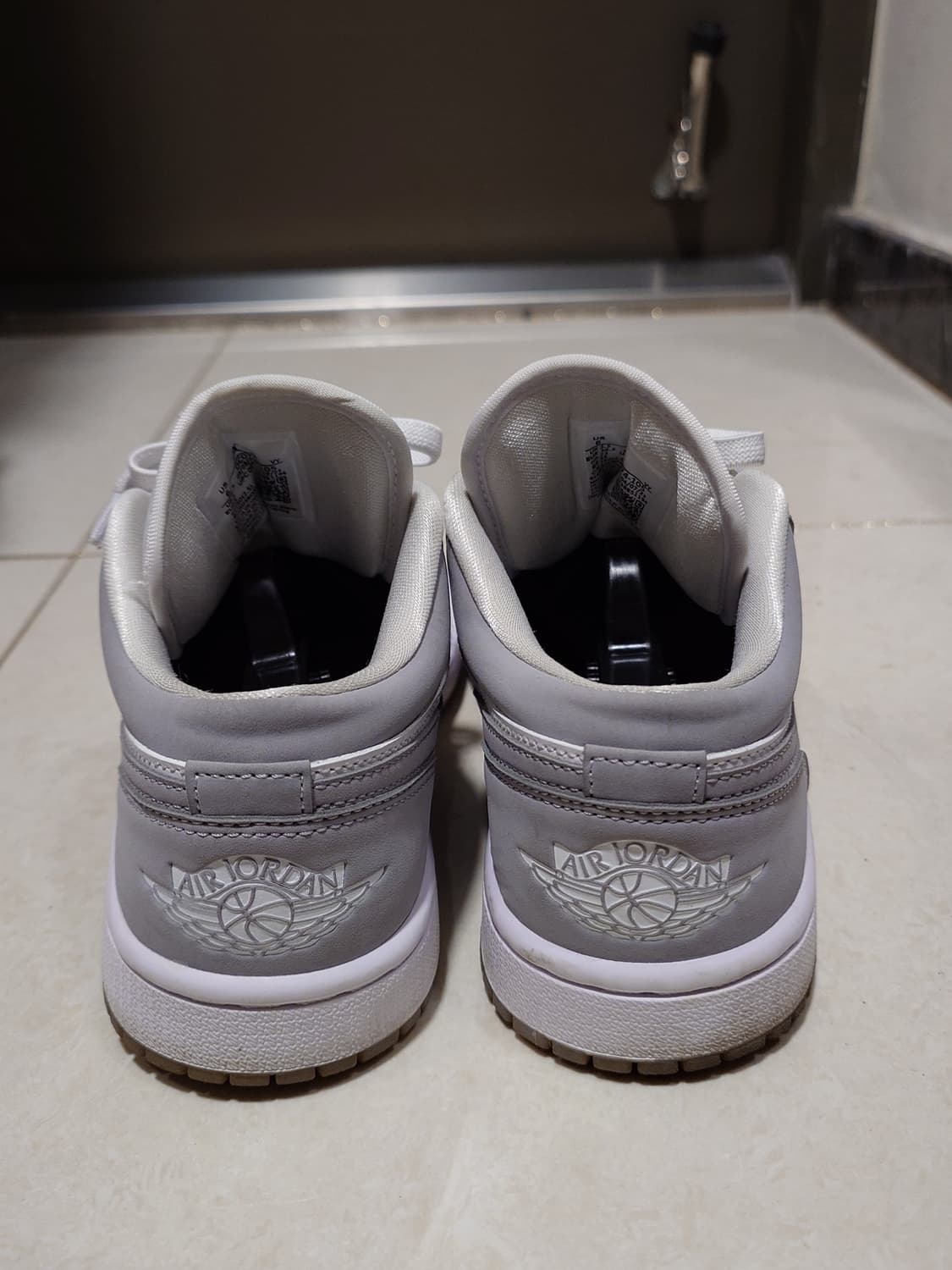 [230] 나이키 에어 조던 1 로우 화이트 울프그레이 상품이미지3