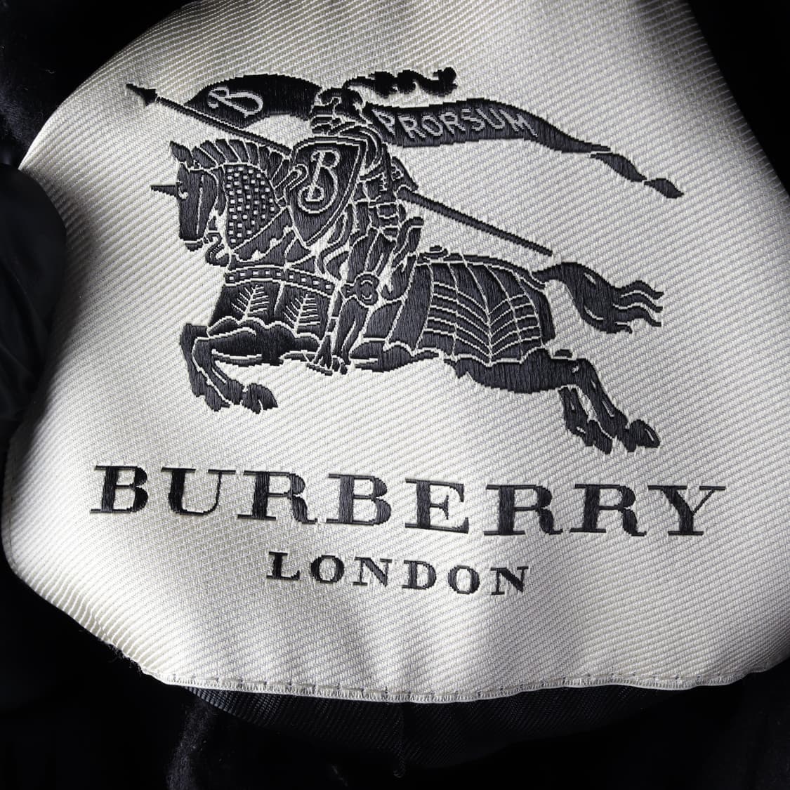 버버리 클래식 울 캐시미어 100% 트렌치 코트 상품이미지3