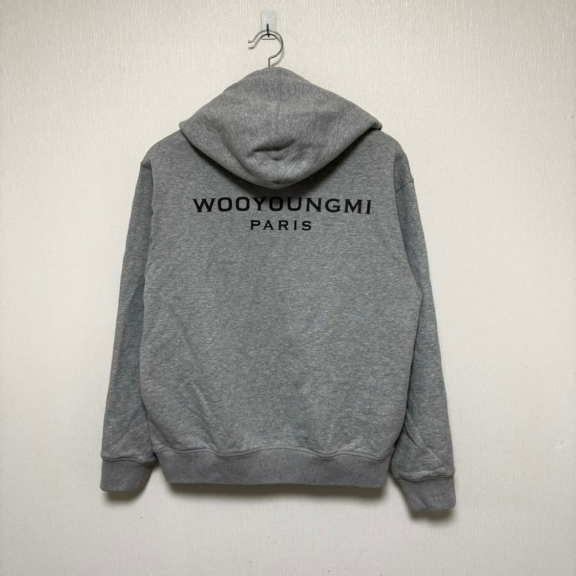 우영미 후드티 (그레이) 44사이즈 판매합니다. 상품이미지1