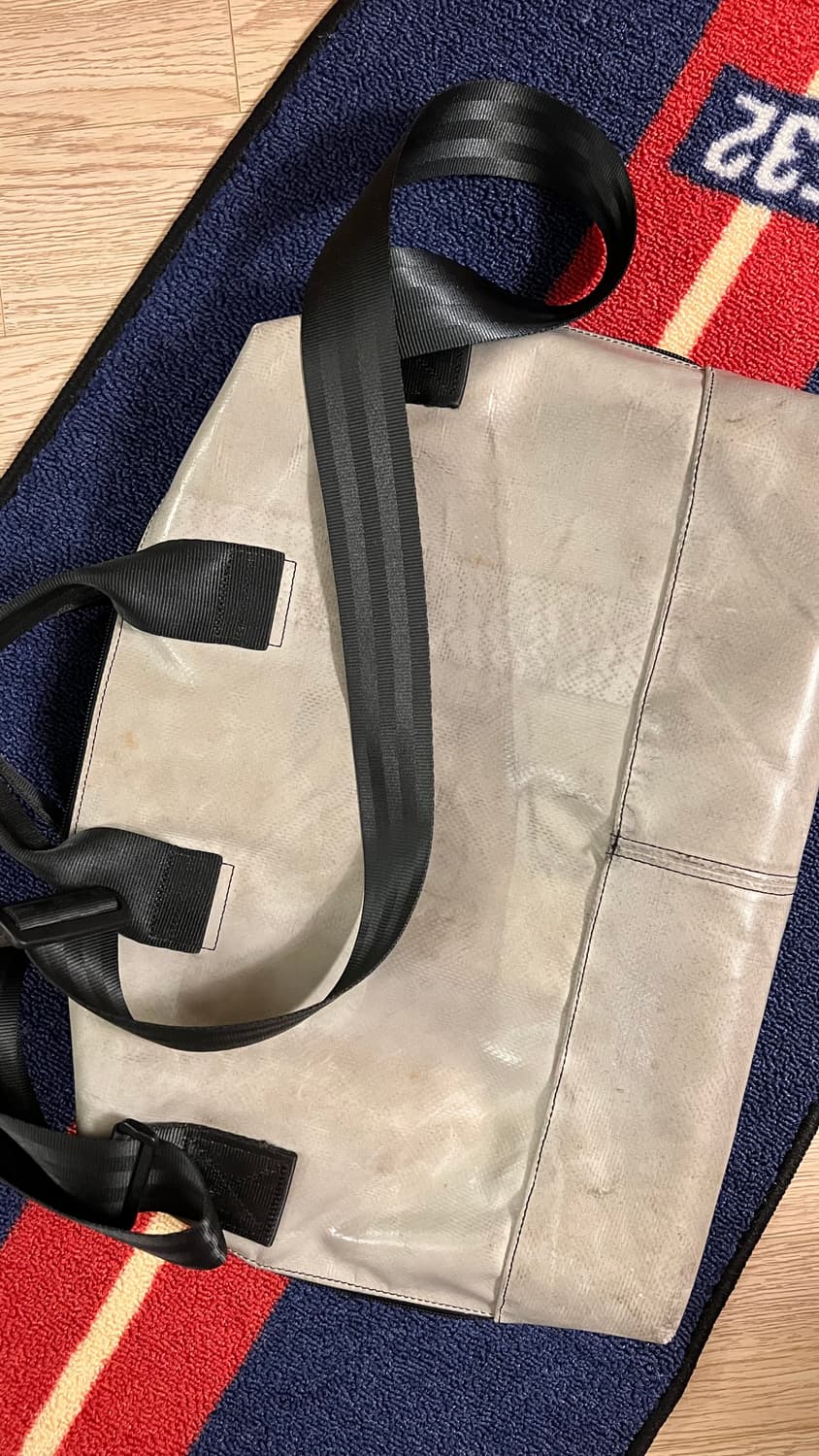 프라이탁 로이 흰검 회검 상품이미지2